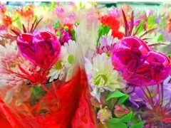 காதலர் தினத் திண்டாட்டம் காதலர் தினத் திண்டாட்டம்