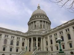 விஸ்கான்சின் ஸ்டேட் கேப்பிடல்(Wisconsin State Capitol)