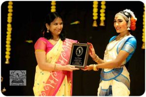 Vijaya_Arangetram_2020-41_620x413