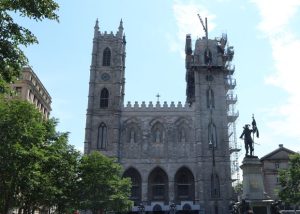 montreal_notredam_0_620x443