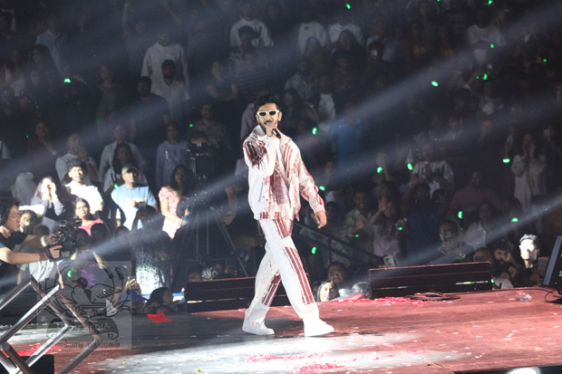 Anirudh Concert Chicago 2024 - 11_620x413